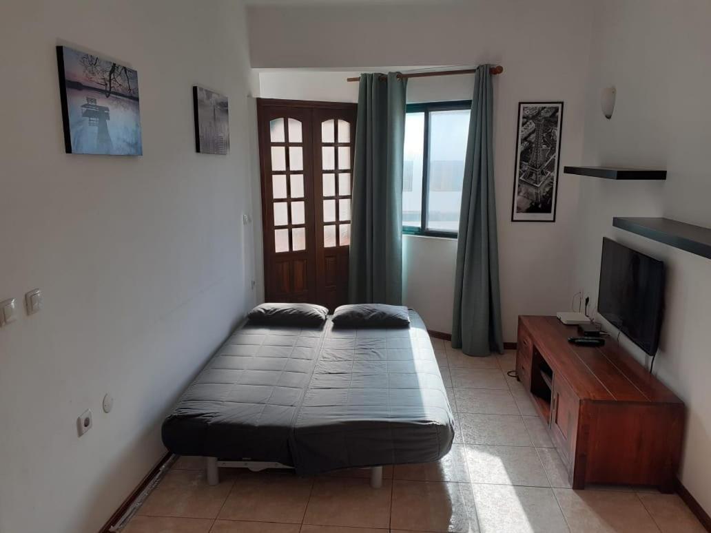 Avenida Dr Baltazar Lopes Da Silva 33A Appartement Mindelo Buitenkant foto